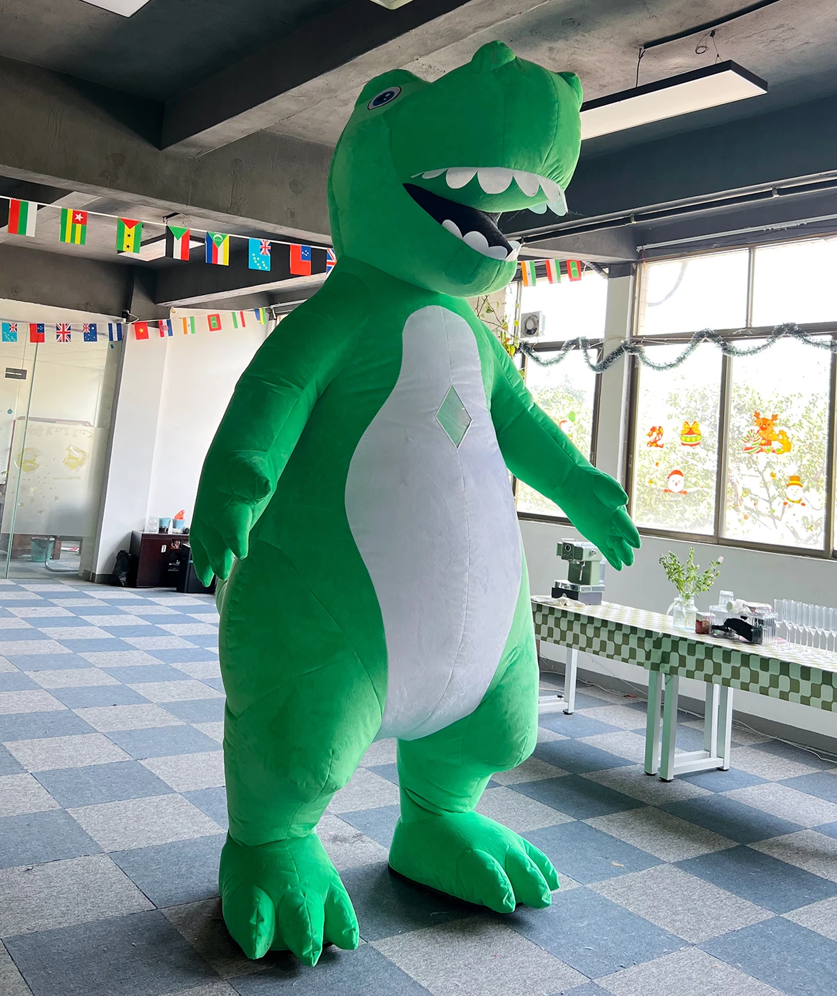 Costume Gonfiabile da Dinosaur - Inflatable Dinosaur Costume Adult recensione e prezzo